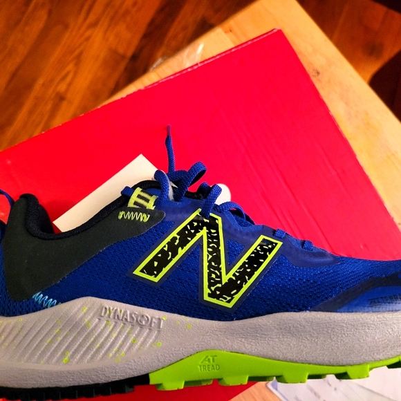 Kids shoes - Picture 1 of 5